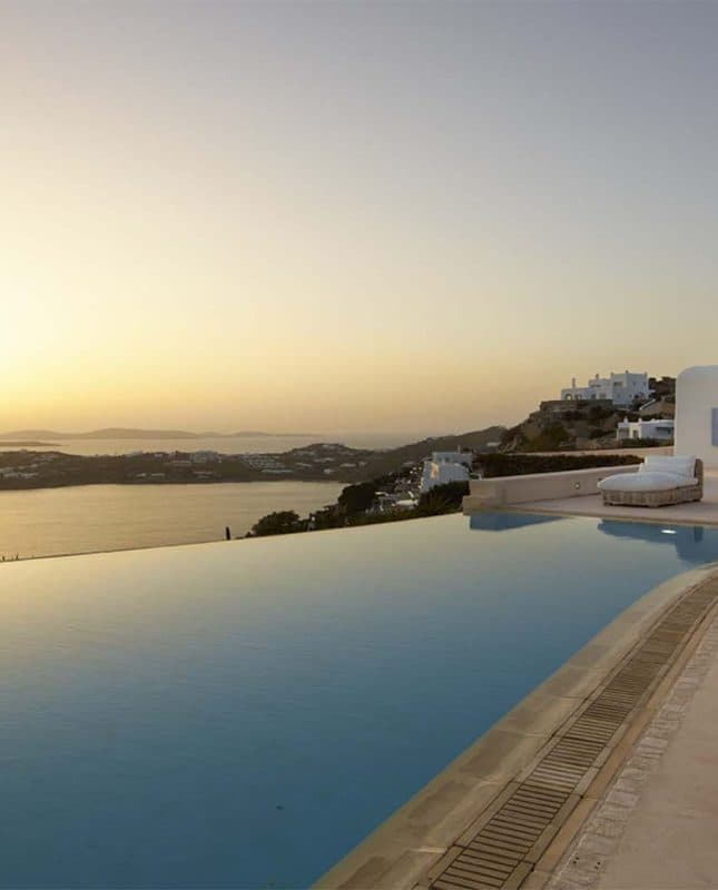 Top 10 Luxury Villas in Mykonos