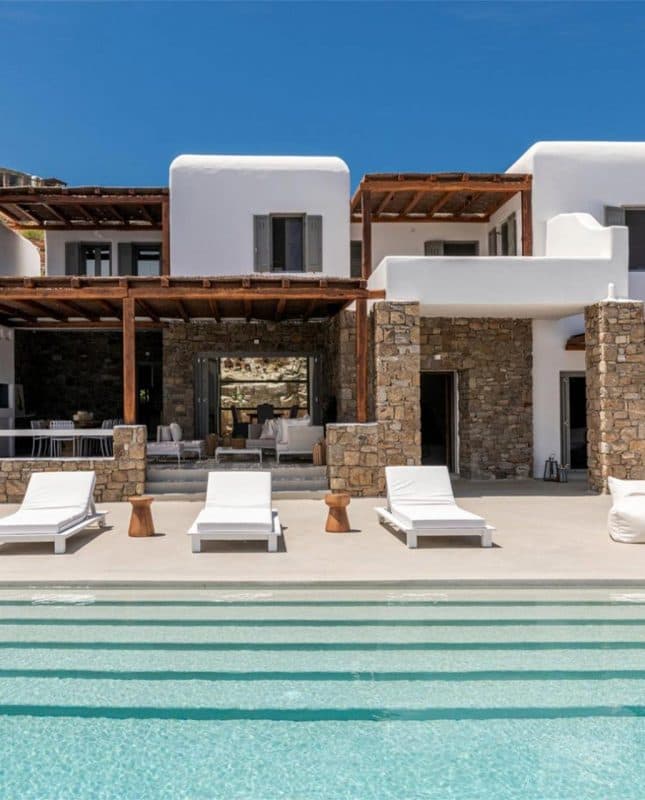 Villa Aera - The Most Luxurious Villa on the Island of Winds